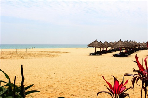 双头筒灯加盟创业选择哪家品牌受欢迎，双头筒灯的开孔尺寸图片